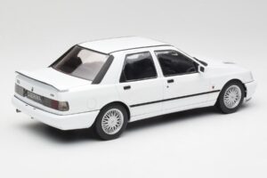 Ford Sierra RS Cosworth 4x4 Bel MCG 1:18 MCG18353 Kovina – slika 2 od 6