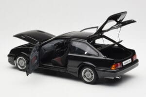 Ford Sierra RS Cosworth Črn AUTOart 1:18 72861 Kovina – slika 5 od 8