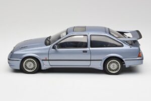 Ford Sierra RS Cosworth Moonstone Modra AUTOart 1:18 72863 Kovina – slika 4 od 8