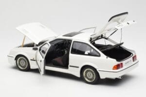 Ford Sierra RS Cosworth Bel AUTOart 1:18 72862 Kovina – slika 5 od 8