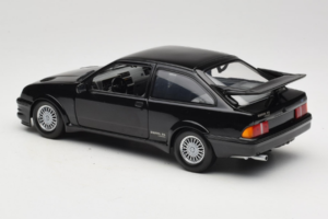 Ford Sierra RS Cosworth Črna Minichamps 1:18 150084001 Kovina – slika 7 od 8