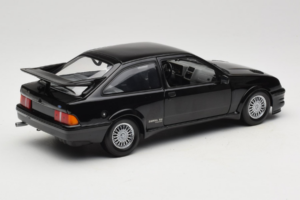 Ford Sierra RS Cosworth Črna Minichamps 1:18 150084001 Kovina – slika 3 od 8