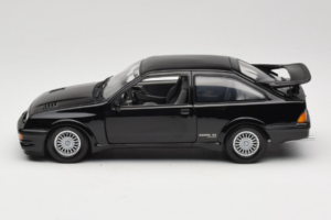 Ford Sierra RS Cosworth Črna Minichamps 1:18 150084001 Kovina – slika 4 od 8