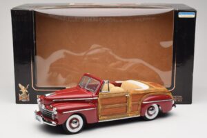 Ford Sportsman Rdeča Road Signature 1:18 20048 Kovina – slika 8 od 8