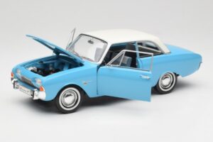 Ford Taunus 12M P1 Taunus Blue Revell 1:18 08880 Kovina – slika 2 od 8