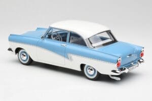 Ford Taunus 17M P2 Svetlo Moder & Bel BoS Models 1:18 BOS019 Kovina – slika 5 od 6