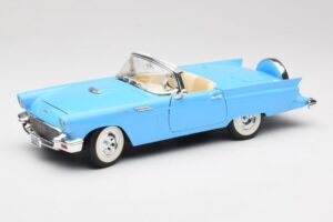 Ford Thunderbird Kabriolet Moder Road Signature 1:18 92358 Kovina