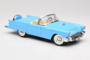 Ford Thunderbird Kabriolet Moder Road Signature 1:18 92358 Kovina – slika 6 od 8