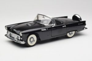 Ford Thunderbird Kabriolet Črn Revell 1:18 8818-M1 Kovina