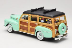Ford Woody Panel Wagon Metino Zelena Road Signature 1:18 20028 Kovina – slika 7 od 8