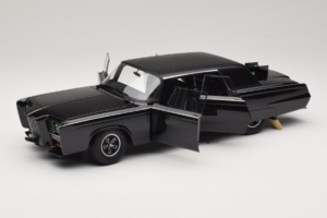 Chrysler Imperial Black Beauty Green Hornet TV Series AUTOart 1:18 71546 Kovina – slika 2 od 8
