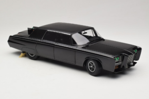 Chrysler Imperial Black Beauty Green Hornet TV Series AUTOart 1:18 71546 Kovina – slika 6 od 8