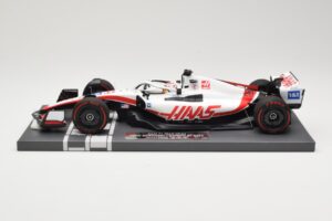 Haas VF-22 #20 K. Magnussen Bahrain GP 2022 Minichamps 1:18 117220120 Kovina