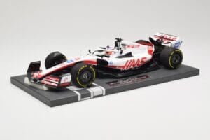 Haas VF-22 #20 K. Magnussen British GP 2022 Minichamps 1:18 117221020 Kovina – slika 2 od 6