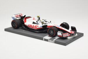 Haas VF-22 #47 M. Schumacher Bahrain GP 2022 Minichamps 1:18 117220147 Kovina – slika 4 od 6
