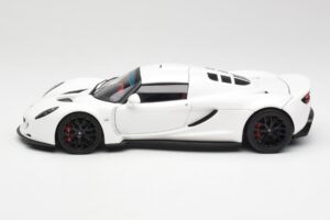 Hennessey Venom GT Bel AUTOart 1:18 75404 Kovina – slika 4 od 8