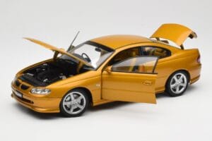 Holden Coupe 60 Concept Metallic Gold AUTOart 1:18 73432 Kovina – slika 2 od 8