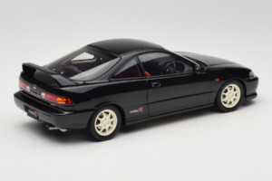 Honda Integra Type R DC2 Pre-Facelift Flamenco Black Pearl MotorHelix 1:18 M85203 Kovina – slika 3 od 8