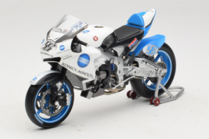 Honda RC212V #56 S. Nakano Konica Minolta Honda MotoGP 2007 Minichamps 1:18 112071056 Kovina – slika 2 od 6