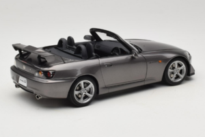 Honda S2000 AP2 Type S Moon Rock Metallic MotorHelix 1:18 M85111 Kovina – slika 4 od 9