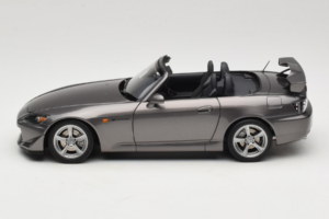 Honda S2000 AP2 Type S Moon Rock Metallic MotorHelix 1:18 M85111 Kovina – slika 5 od 9