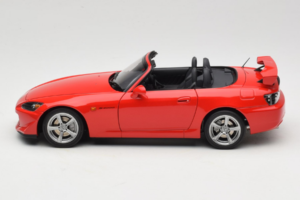 Honda S2000 AP2 Type S New Formula Red MotorHelix 1:18 M85112 Kovina – slika 5 od 9