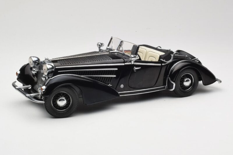 Horch 855 Roadster Črn Sun Star 1:18 2401 Kovina