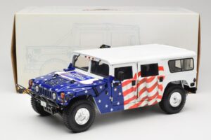 Hummer H1 AM General Gore-Lieberman Humvee America Exoto 1:18 01807 Kovina – slika 8 od 8