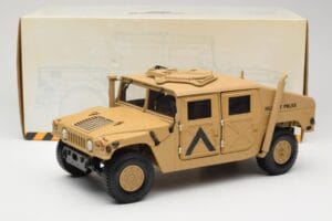Hummer H1 AM General Military Police Exoto 1:18 01801 Kovina – slika 8 od 8