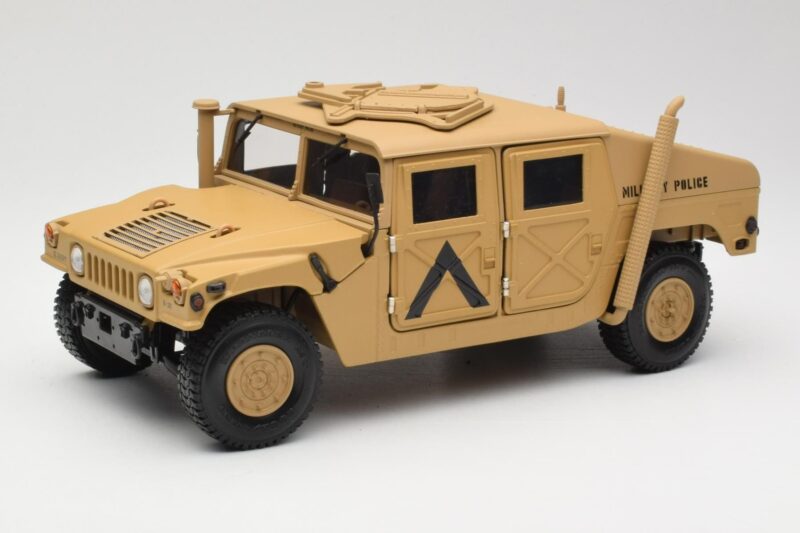 Hummer H1 AM General Military Police Exoto 1:18 01801 Kovina
