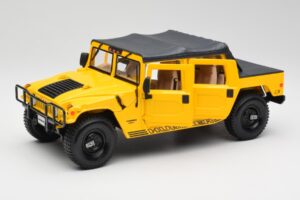 Hummer H1 Soft Top Rumen Maisto 1:18 56041 Kovina – slika 2 od 8