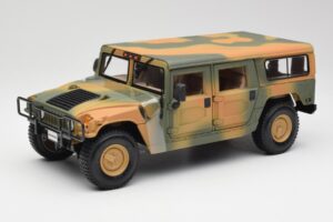 Hummer H1 Station Wagon Military Maisto 1:18 56049 Kovina