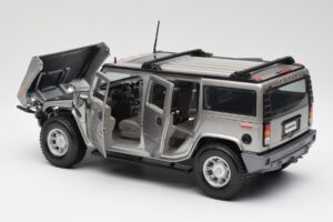 Hummer H2 Srebrna Maisto 1:18 7449569 Kovina – slika 5 od 8