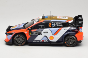 Hyundai i20 N WRC #16 A. Fourmaux / A. Coria Rally Monte Carlo Night Version 2025 IXO 1:18 18RMC230B Kovina – slika 3 od 6