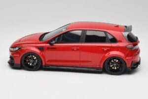 Hyundai i30 N PD Prior Design Engine Rdeč Otto 1:18 OT1112 Smola – slika 3 od 6