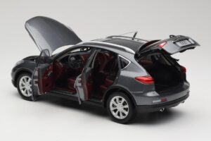 Infiniti EX25 J50 Grey Metallic Paudi 1:18 81L0049 Kovina – slika 5 od 8