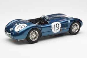 Jaguar C-Type #19 J. Stewart Ecurie Ecosse Goodwood Members Meeting 1954 CMC 1:18 M-192 Kovina – slika 2 od 6