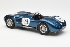 Jaguar C-Type #19 J. Stewart Ecurie Ecosse Goodwood Members Meeting 1954 CMC 1:18 M-192 Kovina – slika 5 od 6