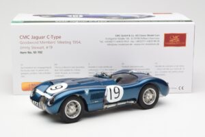 Jaguar C-Type #19 J. Stewart Ecurie Ecosse Goodwood Members Meeting 1954 CMC 1:18 M-192 Kovina – slika 6 od 6
