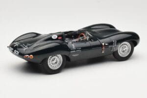 Jaguar D-Type Short Nose Zelen AUTOart 1:18 73561 Kovina – slika 2 od 6