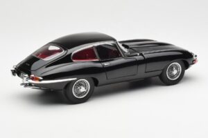 Jaguar E-Type 3.8 Series 1 Črn Kyosho 1:18 08954BK Kovina – slika 3 od 8