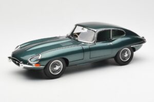 Jaguar E-Type 3.8 Series 1 Temno Zelen Kyosho 1:18 08954DG Kovina