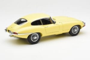 Jaguar E-Type 3.8 Series 1 Svetlo Rumena Kyosho 1:18 08954LY Kovina – slika 3 od 8