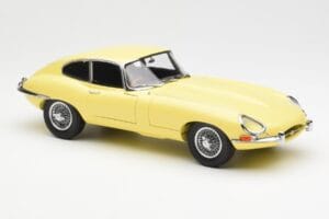 Jaguar E-Type 3.8 Series 1 Svetlo Rumena Kyosho 1:18 08954LY Kovina – slika 6 od 8