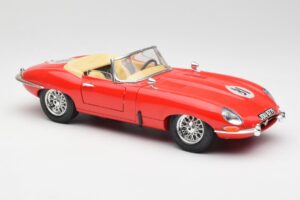 Jaguar E-Type Kabriolet Rdeč Bburago 1:18 3016 Kovina – slika 6 od 8