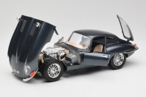 Jaguar E-Type Series 1 Zelen Bburago 1:18 3018-M1 Kovina – slika 8 od 8