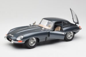 Jaguar E-Type Siv Bburago 1:18 30018 Kovina – slika 2 od 8