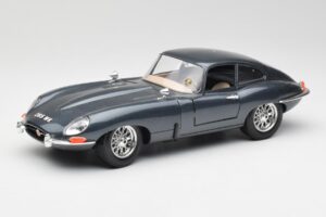 Jaguar E-Type Siv Bburago 1:18 30018 Kovina