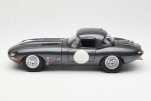 Jaguar E-Type Series 1 Coupe Lightweight Temno Siv AUTOart 1:18 73647 Kovina – slika 4 od 8