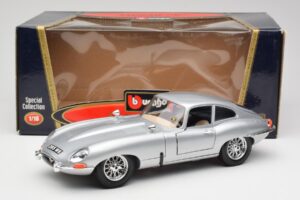 Jaguar E-Type Series 1 Srebrn Bburago 1:18 3018-M2 Kovina – slika 8 od 8